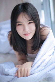 沉沦同学胯下的美妇